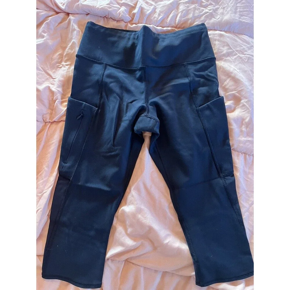 Athleta Women Black Crop Work Out Pants Side Pockets Small